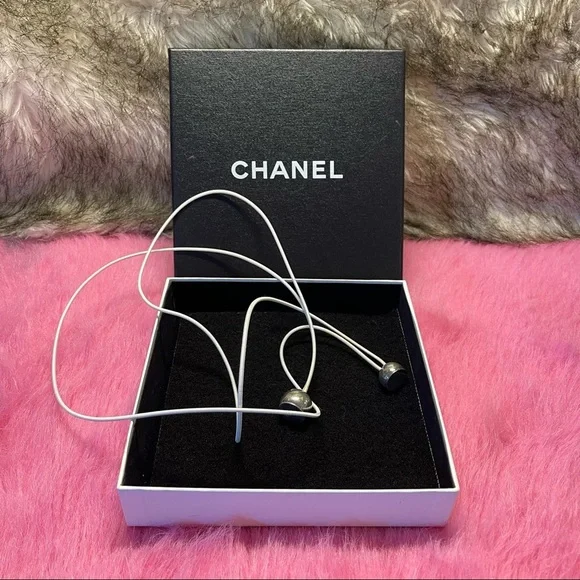 Chanel ❤️ with box - Picture 7 of 9
